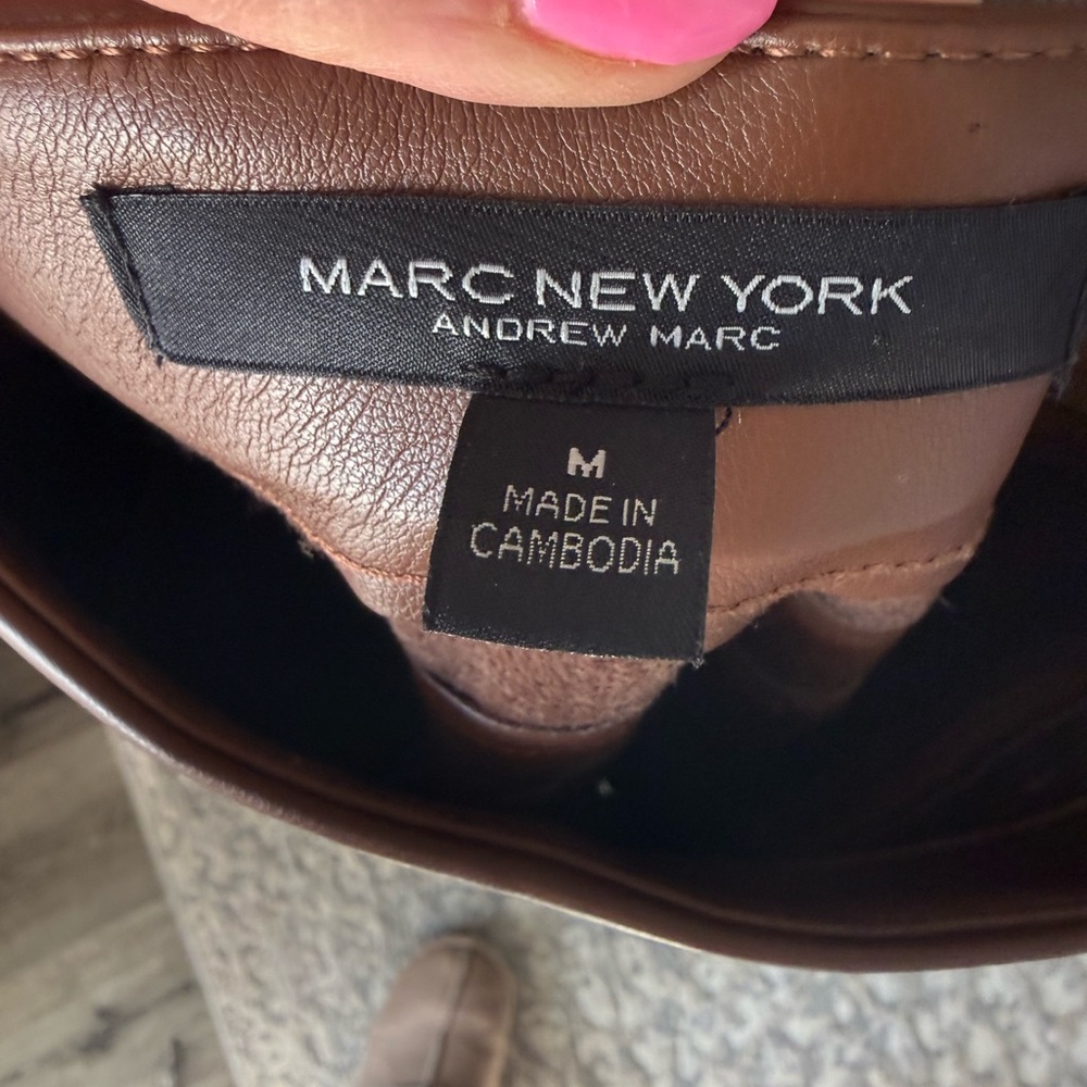 Marc New York Andrew Marc Brown Faux Leather Pencil Skirt M, NWOT - Picture 5 of 8
